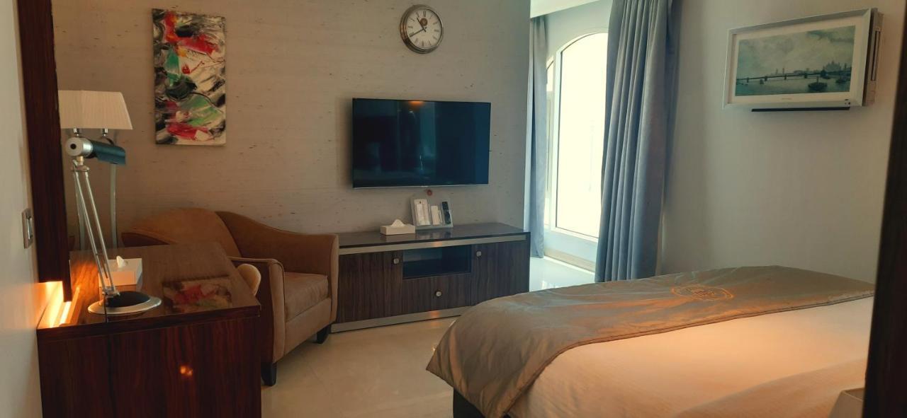 Tio Sea Resort Al Khor Exterior foto A bedroom at the hotel